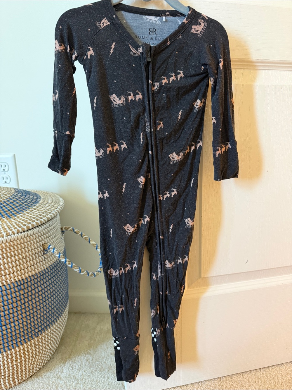 Bums and roses Reindeer Print footie
